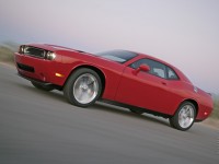 Dodge Challenger photo