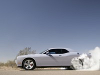 Dodge Challenger photo