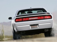 Dodge Challenger photo