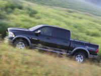 Dodge Ram 1500 photo